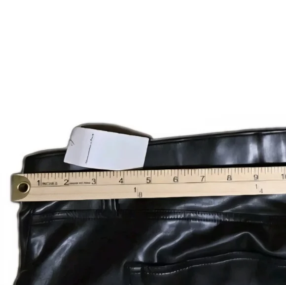 NWT Abercrombie Curve Love Vegan Leather ’90s Straight Pants Ultra High Rise - Picture 9 of 9